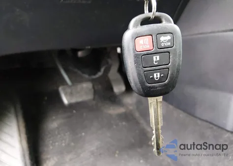 2017 Toyota Corolla Le z USA, uszkodzony, nr VIN 2T1BURHE1HC781114